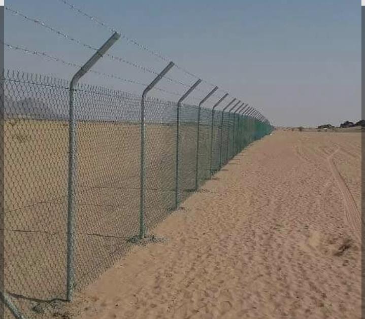 اعمال الهيكل المعدنى هناجر